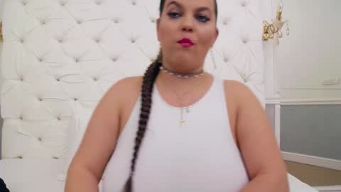 Snapshot of desired_lover chatting on February 20, 2025, 7:30 pm Jenna online show from February 20, 2025, 7:30 pm