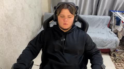 Snapshot of desiredude9 chatting on September 13, 2025, 7:02 pm desiredude9 online show from September 13, 2025, 7:02 pm