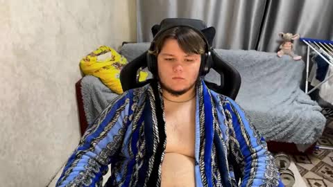 Snapshot of desiredude9 chatting on September 17, 2025, 9:16 pm desiredude9 online show from September 17, 2025, 9:16 pm