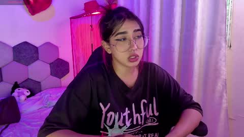 TORI AND MR. BEAR online show from March 28, 2026, 5:34 pm