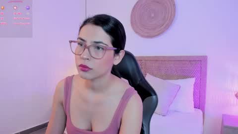 Snapshot of desireee_ chatting on April 30, 2026, 12:11 pm desire online show from April 30, 2026, 12:11 pm