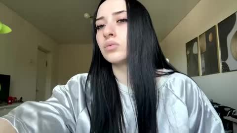 Snapshot of desireespady chatting on May 16, 2026, 7:27 am Kira online show from May 16, 2026, 7:27 am