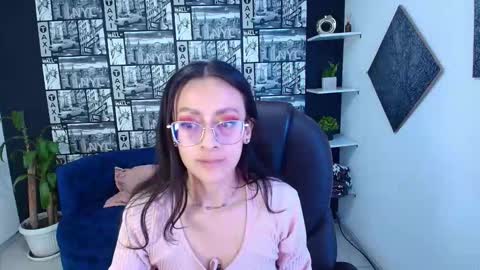 Desiring Angel online show from November 30, 2025, 6:23 pm