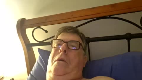 Desmon1958 online show from February 19, 2026, 7:10 pm