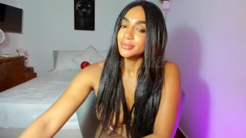 Destinne Mill online show from February 20, 2025, 2:57 pm