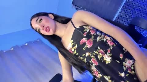 Snapshot of destinyrosexxx chatting on February 15, 2025, 7:49 am Chelsea online show from February 15, 2025, 7:49 am