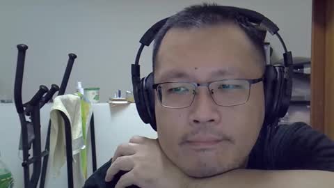 Destroy November 1984 online show from November 24, 2025, 12:38 pm