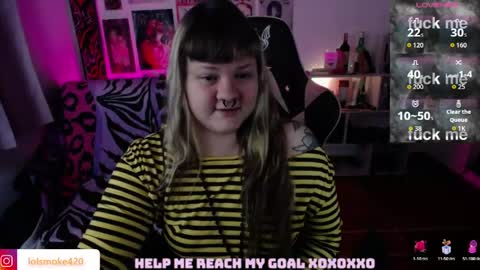 Snapshot of destroyall420 chatting on June 7, 2026, 2:54 pm Lola Bdsm and fries online show from June 7, 2026, 2:54 pm