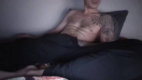 Snapshot of destrudoxxx chatting on May 16, 2026, 6:39 pm Destrudo online show from May 16, 2026, 6:39 pm