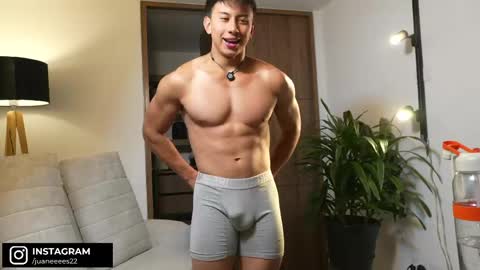Snapshot of deus_belli chatting on April 24, 2026, 2:03 am Deus Belli online show from April 24, 2026, 2:03 am