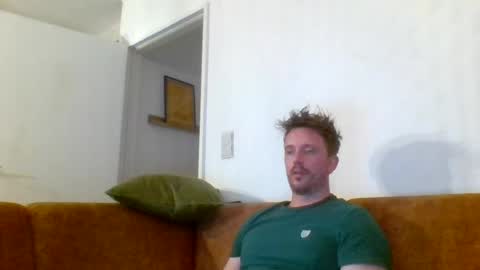Snapshot of deutero1986 chatting on July 25, 2026, 9:56 pm deutero1986 online show from July 25, 2026, 9:56 pm