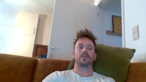 Snapshot of deutero1986 chatting on July 29, 2026, 4:05 pm deutero1986 online show from July 29, 2026, 4:05 pm