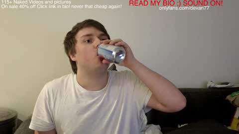 Snapshot of devantheplug chatting on December 15, 2024, 11:23 am Devan online show from December 15, 2024, 11:23 am