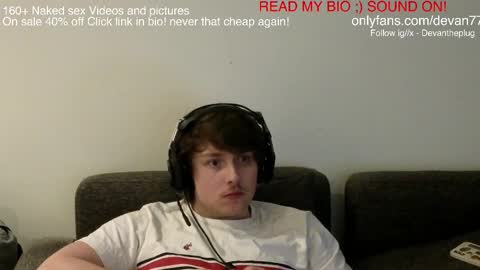 Snapshot of devantheplug chatting on March 9, 2025, 4:27 am Devan online show from March 9, 2025, 4:27 am