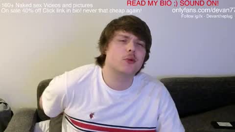 Snapshot of devantheplug chatting on March 9, 2025, 1:48 pm Devan online show from March 9, 2025, 1:48 pm