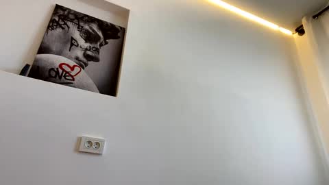 Emily online show from September 26, 2025, 8:40 am