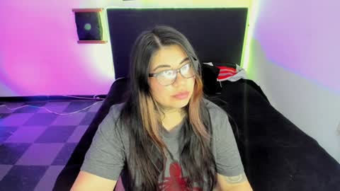  L I NA  online show from January 12, 2025, 6:59 pm