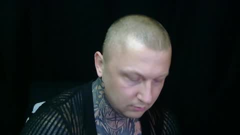 Snapshot of devilwithtats chatting on April 22, 2026, 9:55 am Lucian online show from April 22, 2026, 9:55 am