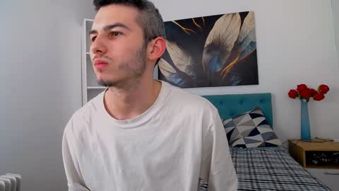 devin_ho online show from January 31, 2025, 7:39 am