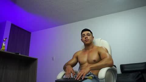 Devin Hunter online show from January 18, 2025, 4:59 am