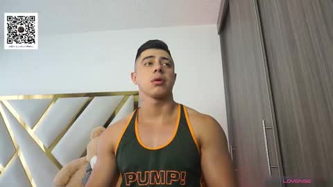 Devin Hunter online show from November 23, 2025, 4:18 pm