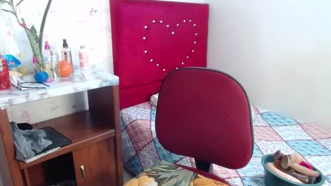 Snapshot of devorasexy2 chatting on October 7, 2025, 9:01 pm Devora.. online show from October 7, 2025, 9:01 pm