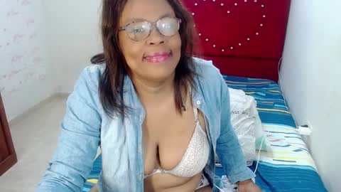 Snapshot of devorasexy2 chatting on March 25, 2026, 10:32 am Devora.. online show from March 25, 2026, 10:32 am