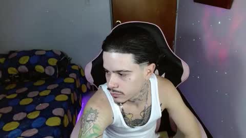 Snapshot of deymon_420 chatting on December 4, 2025, 7:06 am Deymon online show from December 4, 2025, 7:06 am