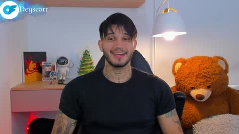 JULIAN online show from December 13, 2024, 10:02 pm