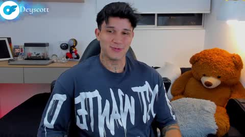 JULIAN online show from January 30, 2025, 12:18 am