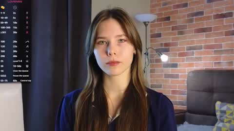 Kira online show from September 28, 2025, 8:14 pm