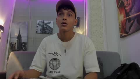 Deyvis Taylor7 online show from December 7, 2024, 3:14 am