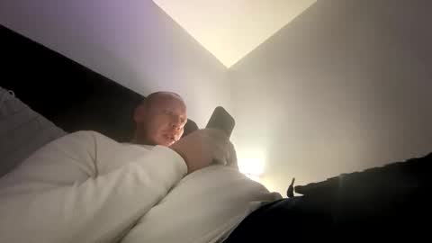 Snapshot of deznuts130 chatting on February 7, 2025, 3:12 am deznuts130 online show from February 7, 2025, 3:12 am