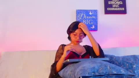 Snapshot of dhalya_roses chatting on June 12, 2026, 3:11 pm dhalya online show from June 12, 2026, 3:11 pm