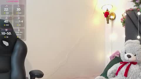 dharanisnisha online show from February 4, 2026, 11:38 am