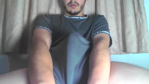 Snapshot of di_carter chatting on February 15, 2026, 8:27 pm Carter online show from February 15, 2026, 8:27 pm