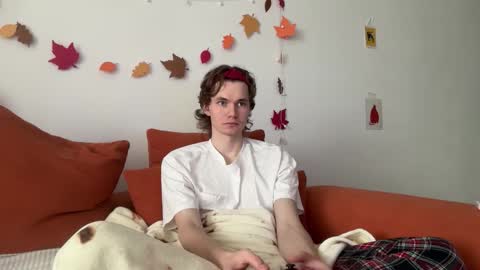 Di Alex online show from October 29, 2025, 9:00 am