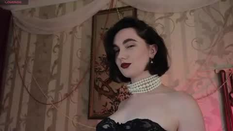 Diana Di Honey online show from July 18, 2026, 12:20 pm