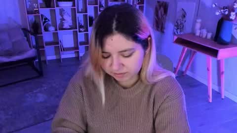 Snapshot of diaangell chatting on October 18, 2025, 7:47 pm Dia online show from October 18, 2025, 7:47 pm