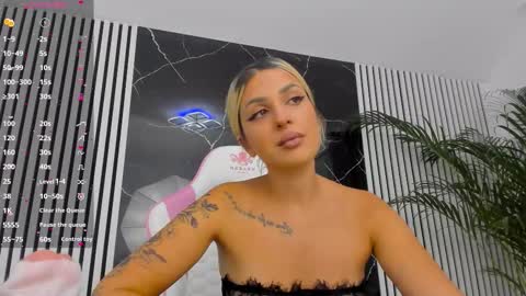 Thea online show from September 16, 2025, 6:31 pm