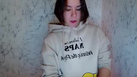 Snapshot of diamond_is chatting on December 1, 2025, 8:47 pm diamond is online show from December 1, 2025, 8:47 pm