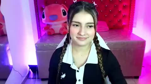 diamond_juliana_ online show from June 27, 2026, 3:22 am