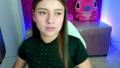 diamond_juliana_ online show from July 17, 2026, 3:02 am