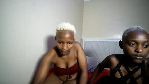 Snapshot of diamond_siren chatting on June 7, 2026, 9:29 pm Cutie online show from June 7, 2026, 9:29 pm