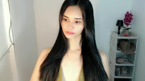 diamond_temptress online show from June 16, 2026, 9:34 am