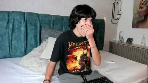 diamond_twink online show from June 11, 2026, 1:53 pm