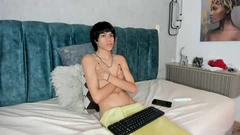 diamond_twink online show from June 13, 2026, 2:26 pm