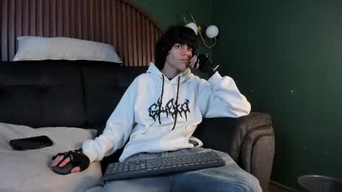 diamond_twink online show from July 12, 2026, 5:42 am