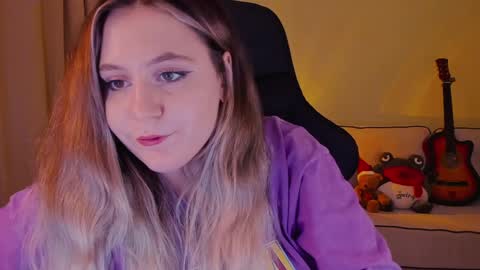 Diana online show from December 9, 2024, 3:11 pm