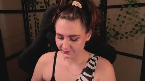 Snapshot of diana_floweri chatting on April 4, 2026, 1:08 pm Diana online show from April 4, 2026, 1:08 pm